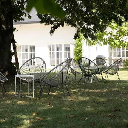 Luxus Mit Grossem Pool Alleinlage Naehe Graz