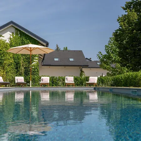 Luxus Mit Grossem Pool Alleinlage Naehe Graz 别墅 Erbersdorf