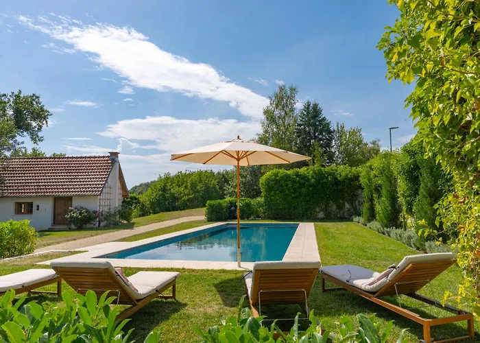 Luxus Mit Grossem Pool Alleinlage Naehe Graz