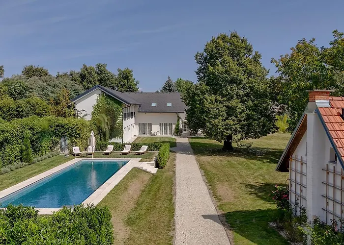 Luxus Mit Grossem Pool Alleinlage Naehe Graz Villa Erbersdorf