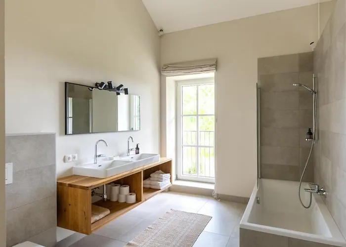 Luxus Mit Grossem Pool Alleinlage Naehe Graz Villa *