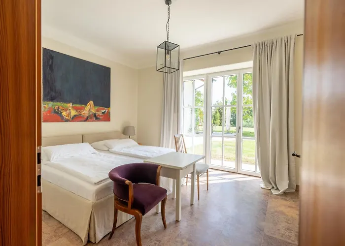 Luxus Mit Grossem Pool Alleinlage Naehe Graz Villa